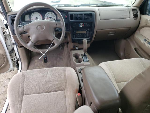 5TEGN92N83Z300533 - 2003 TOYOTA TACOMA DOUBLE CAB PRERUNNER WHITE photo 8