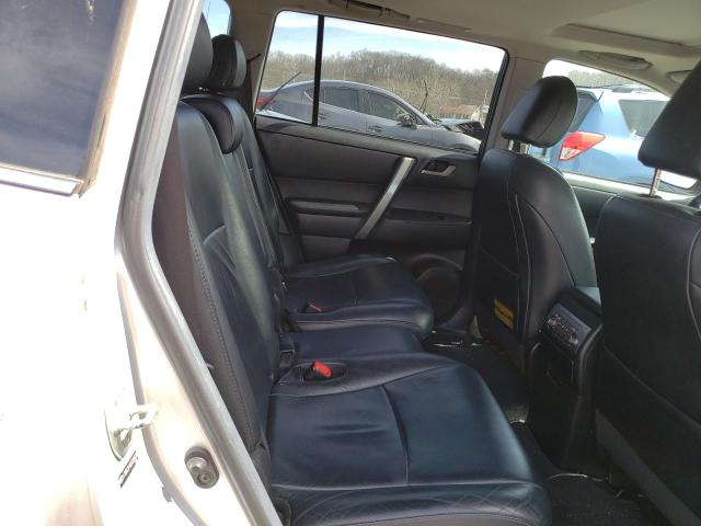 5TDBK3EH5DS202628 - 2013 TOYOTA HIGHLANDER BASE Күміс фото 11