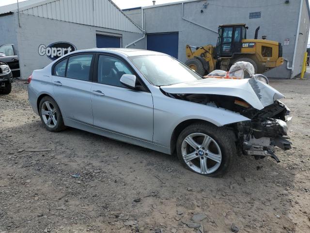 WBA3C3G50FNS76565 - 2015 BMW 320 I XDRIVE SILVER photo 4