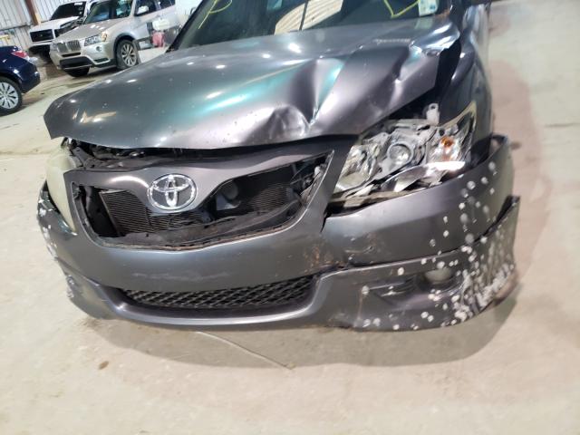 4T1BF3EK4AU019434 - 2010 TOYOTA CAMRY BASE GRAY photo 9