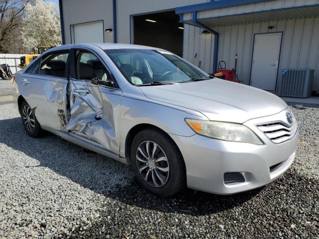 4T1BF3EK0BU667354 - 2011 TOYOTA CAMRY BASE SILVER photo 4