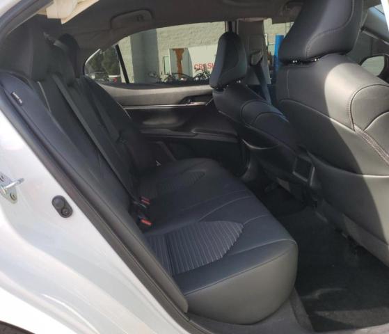 4T1T11AKXPU725507 - 2023 TOYOTA CAMRY SE NIGHT SHADE WHITE photo 10