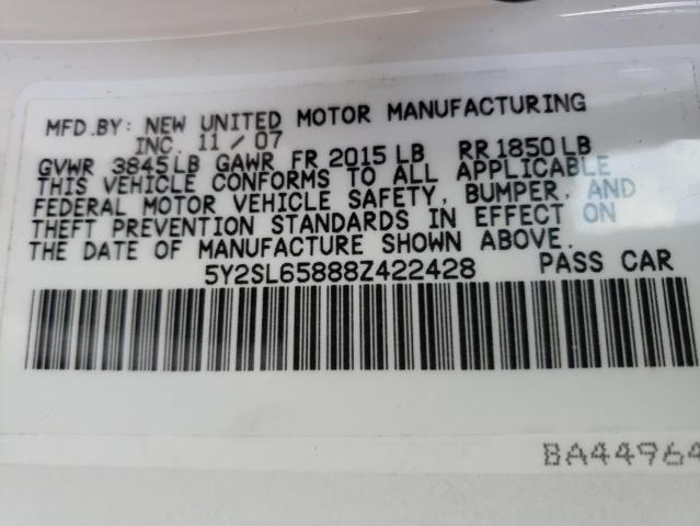 5Y2SL65888Z422428 - 2008 PONTIAC VIBE WHITE photo 13