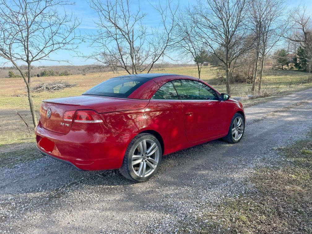 WVWFW8AH3EV001617 - 2014 VOLKSWAGEN EOS LUX RED photo 4