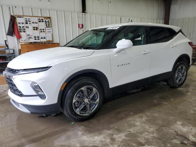 3GNKBHR43PS105746 - 2023 CHEVROLET BLAZER 2LT WHITE photo 1