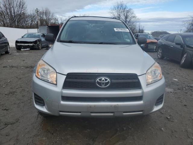 2T3BF4DVXBW170403 - 2011 TOYOTA RAV4 SILVER photo 5