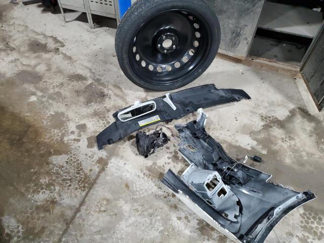 WAUHGAFC5CN121732 - 2012 AUDI A6 PRESTIGE თეთრი ფოტო 12