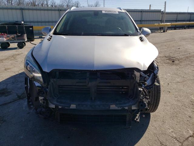 LRBFXCSA2KD001092 - 2019 BUICK ENVISION ESSENCE SILVER photo 5