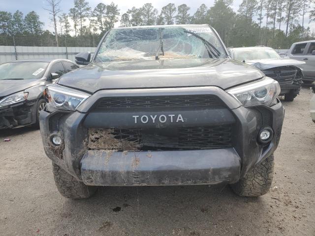 JTEFU5JR6N5270008 - 2022 TOYOTA 4RUNNER SR5 GRAY photo 5