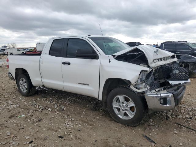 5TFUM5F19JX076554 - 2018 TOYOTA TUNDRA DOUBLE CAB SR/SR5 WHITE photo 4
