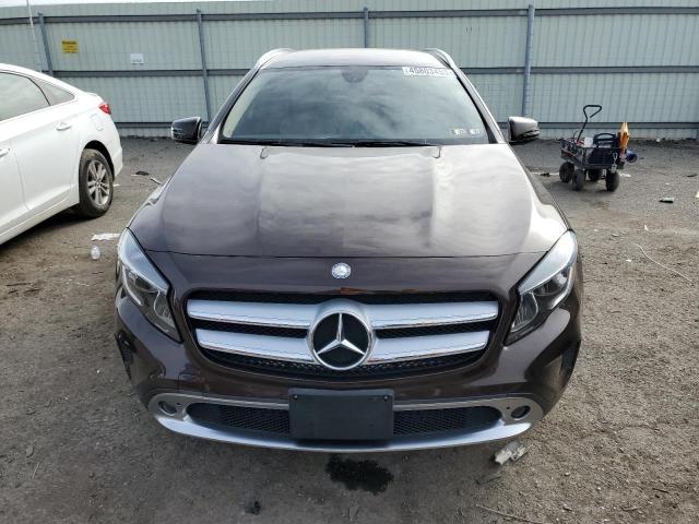 WDCTG4GB5FJ082702 - 2015 MERCEDES-BENZ GLA 250 4MATIC BROWN photo 5