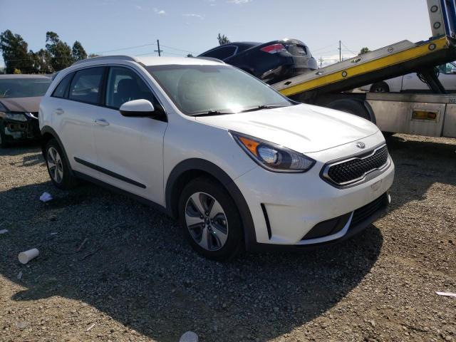 KNDCB3LC7K5345255 - 2019 KIA NIRO FE WHITE photo 4