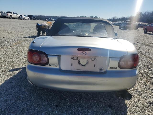 JM1NB353930300452 - 2003 MAZDA MX-5 MIATA BASE SILVER photo 6