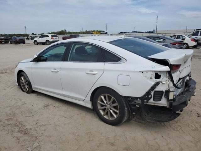 5NPE24AF2KH803148 - 2019 HYUNDAI SONATA SE WHITE photo 2