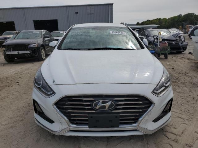 5NPE24AF2KH803148 - 2019 HYUNDAI SONATA SE WHITE photo 5