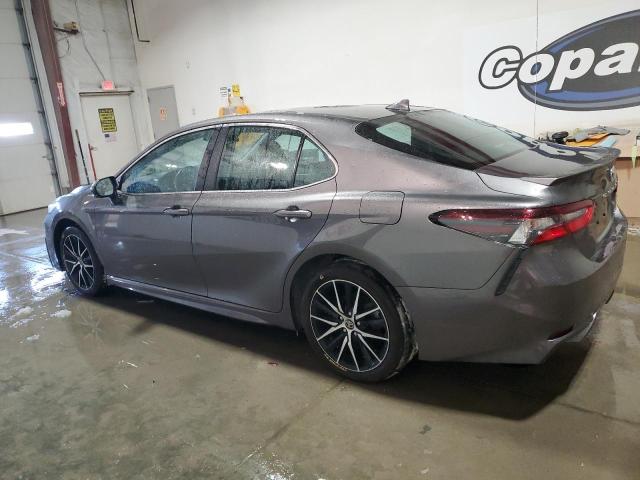 4T1G11AK8PU809181 - 2023 TOYOTA CAMRY SE NIGHT SHADE GRAY photo 2