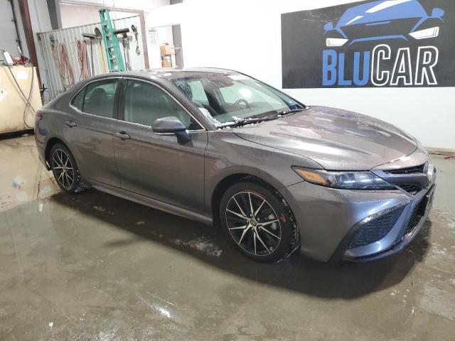 4T1G11AK8PU809181 - 2023 TOYOTA CAMRY SE NIGHT SHADE GRAY photo 4