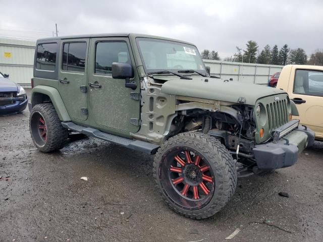 1C4BJWEG5DL699774 - 2013 JEEP WRANGLER U SAHARA GREEN photo 4