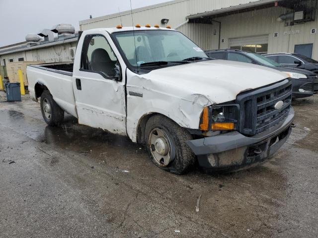 1FTNF20516EB35110 - 2006 FORD F250 SUPER DUTY WHITE photo 4