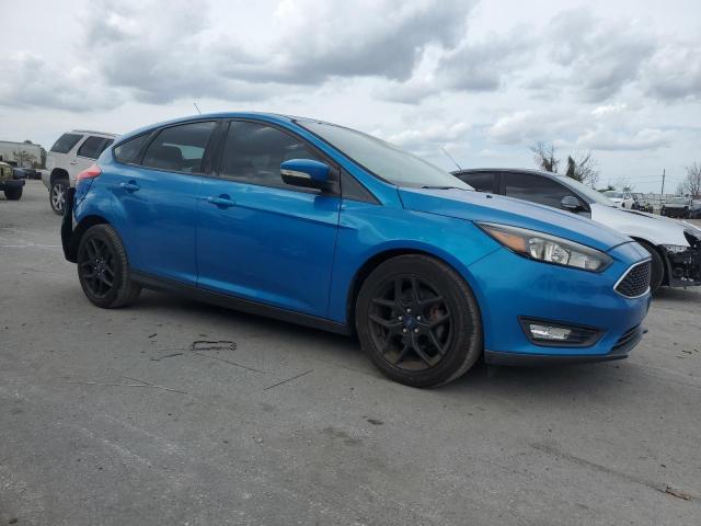 1FADP3K20GL403696 - 2016 FORD FOCUS SE BLUE photo 4