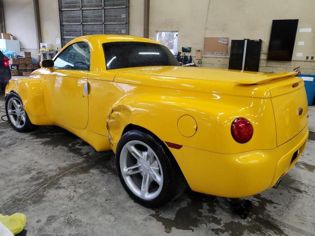 1GCES14P54B110016 - 2004 CHEVROLET SSR YELLOW photo 2