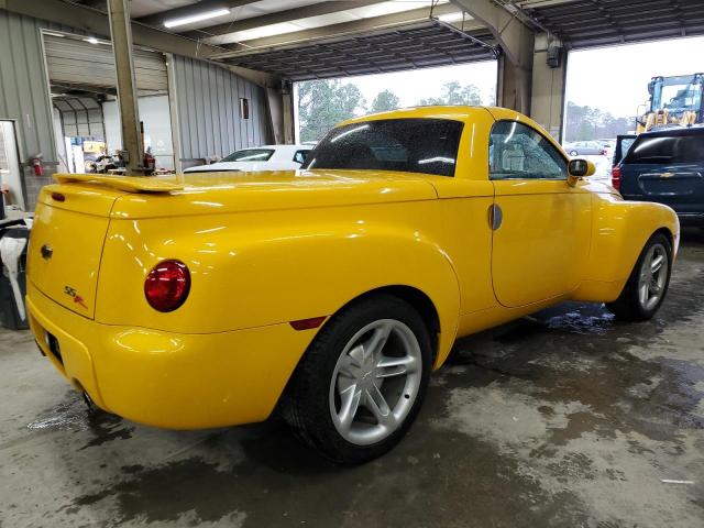 1GCES14P54B110016 - 2004 CHEVROLET SSR YELLOW photo 3