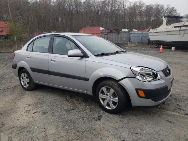 KNADE223796538966 - 2009 KIA RIO BASE SILVER photo 4