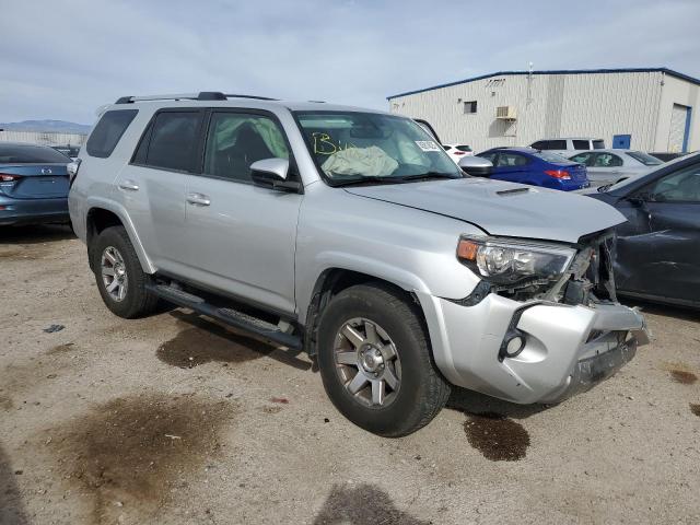 JTEBU5JR1G5361480 - 2016 TOYOTA 4RUNNER SR5/SR5 PREMIUM SILVER photo 4