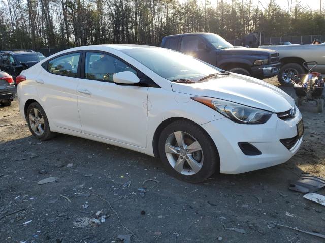 5NPDH4AE9DH371615 - 2013 HYUNDAI ELANTRA GLS WHITE photo 4