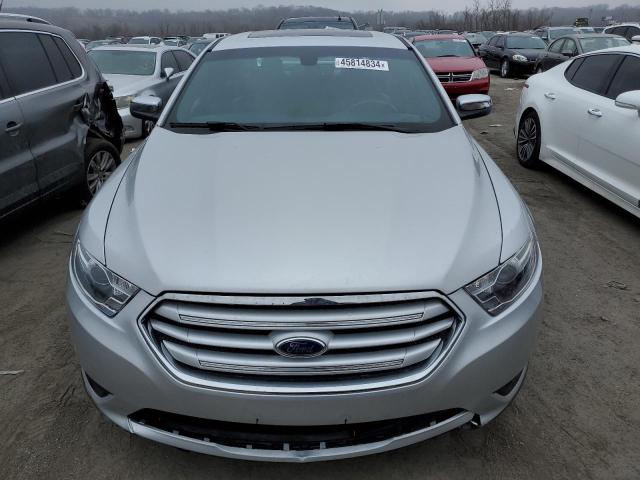 1FAHP2F80GG111615 - 2016 FORD TAURUS LIMITED SILVER photo 5