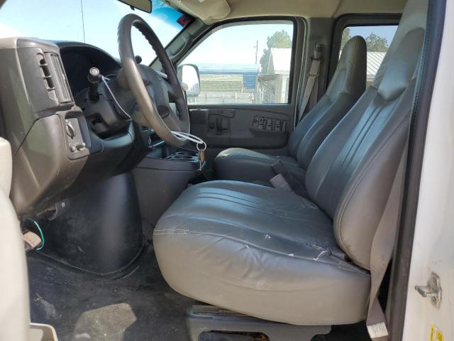 1GAHG39U671214932 - 2007 CHEVROLET EXPRESS G3 WHITE photo 7