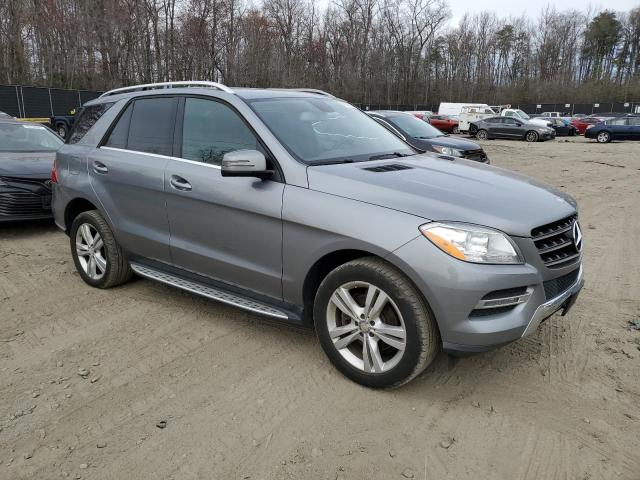 4JGDA5HB3DA174917 - 2013 MERCEDES-BENZ ML 350 4MATIC GRAY photo 4