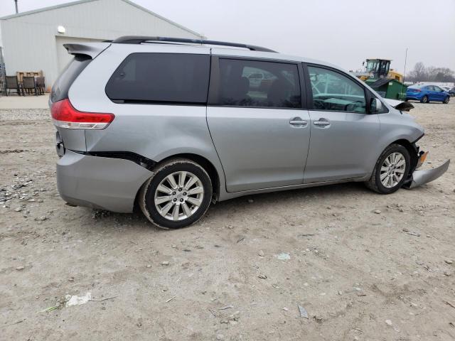 5TDJK3DC7BS013364 - 2011 TOYOTA SIENNA LE SILVER photo 3