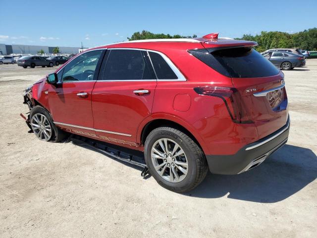 1GYKNCRS3MZ135243 - 2021 CADILLAC XT5 PREMIUM LUXURY RED photo 2