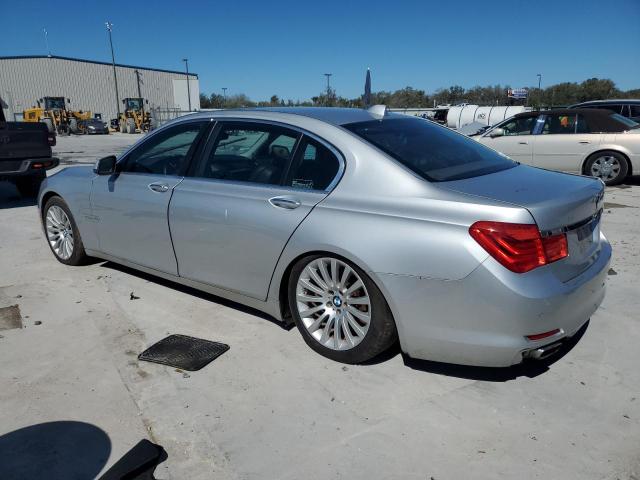WBAKC8C59BC431912 - 2011 BMW 750 LXI SILVER photo 2