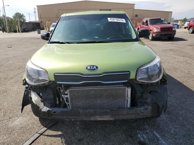 KNDJN2A20J7897105 - 2018 KIA SOUL GREEN photo 5