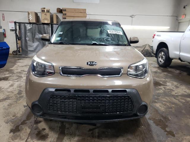 KNDJN2A20F7222944 - 2015 KIA SOUL TAN photo 5