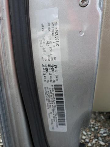 2C4RDGBG8JR296195 - 2018 DODGE GRAND CARA SE SILVER photo 13