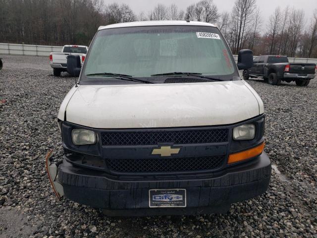 1GCWGFFA3E1111328 - 2014 CHEVROLET EXPRESS G2 WHITE photo 5