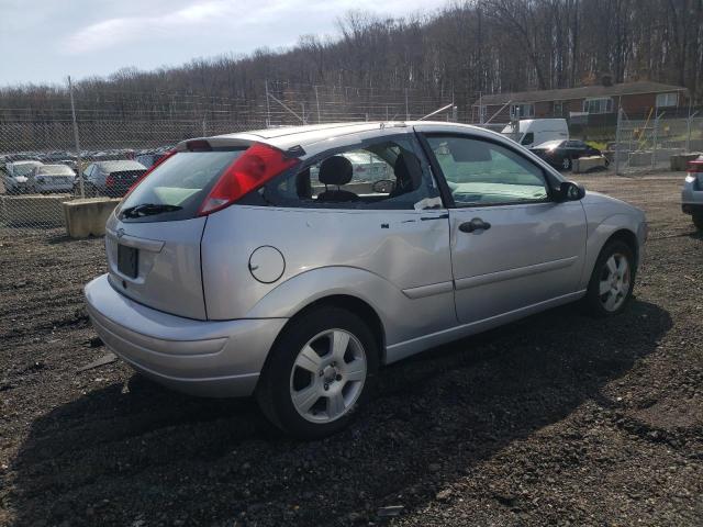 1FAHP31N27W126027 - 2007 FORD FOCUS ZX3 GRAY photo 3