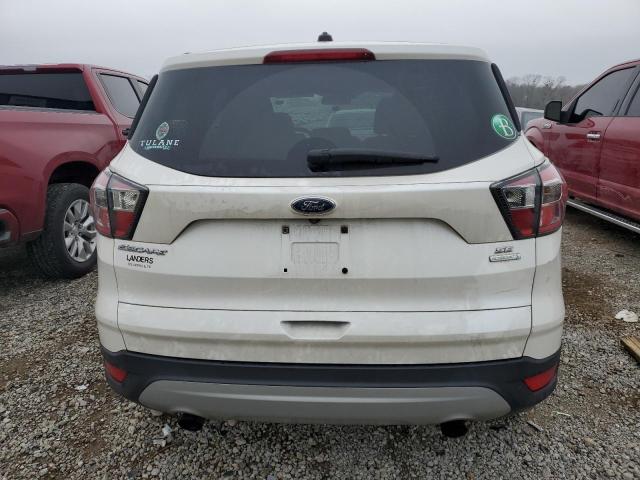 1FMCU0GD1HUB36180 - 2017 FORD ESCAPE SE WHITE photo 6