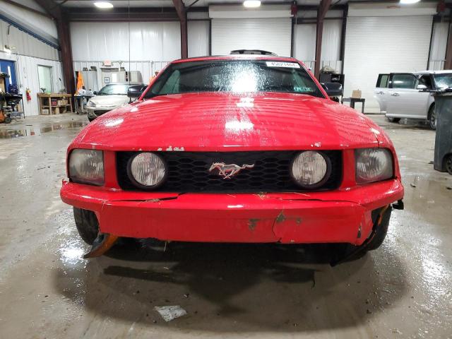 1ZVFT85HX75197087 - 2007 FORD MUSTANG GT RED photo 5