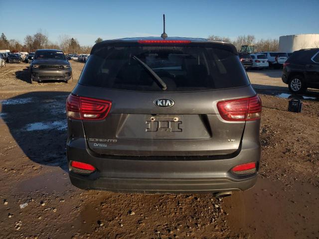 5XYPGDA57KG493300 - 2019 KIA SORENTO LX GRAY photo 6