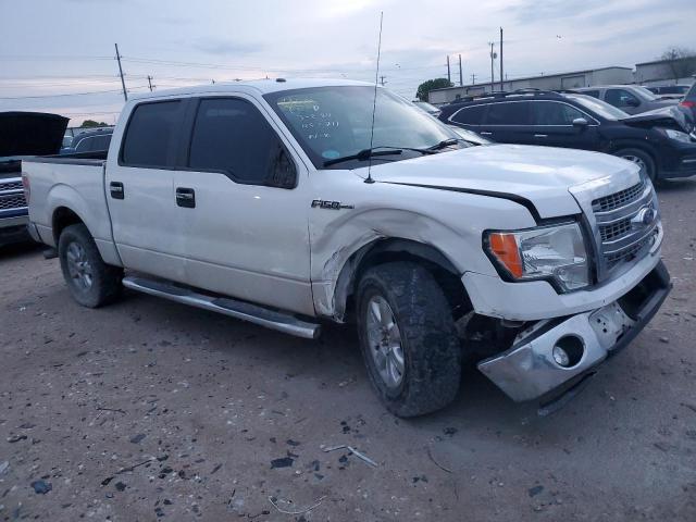 1FTFW1CF9DFD55069 - 2013 FORD F150 SUPERCREW WHITE photo 4