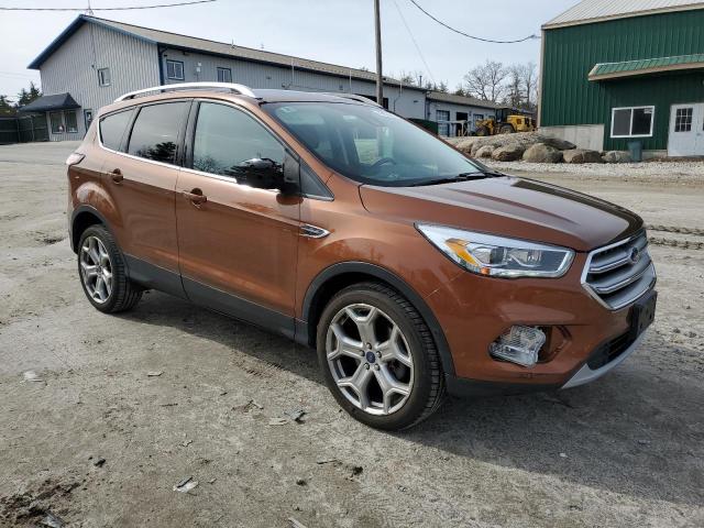 1FMCU9J91HUA33527 - 2017 FORD ESCAPE TITANIUM ORANGE photo 4