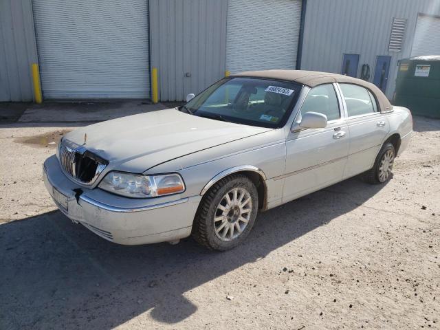 1LNHM81W47Y620382 - 2007 LINCOLN TOWN CAR SIGNATURE WHITE photo 1