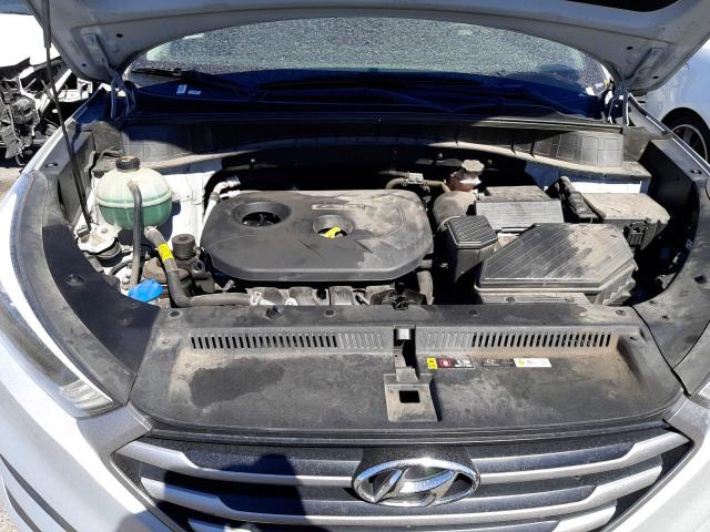 KM8J2CA48JU693598 - 2018 HYUNDAI TUCSON SE SILVER photo 11