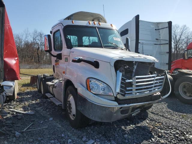 3AKJGEDV7LDKV7342 - 2020 FREIGHTLINER CASCADIA 1 WHITE photo 1