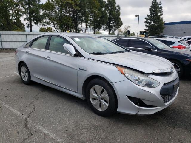 KMHEC4A4XFA137502 - 2015 HYUNDAI SONATA HYBRID SILVER photo 4