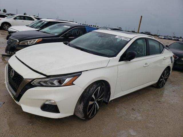 1N4BL4CVXMN366321 - 2021 NISSAN ALTIMA SR WHITE photo 2